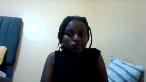 Snapshot of liligal chatting on May 17, 5:27 am liligal online show from May 17, 5:27 am