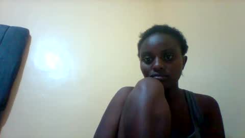 Snapshot of liligal chatting on May 29, 7:23 pm liligal online show from May 29, 7:23 pm