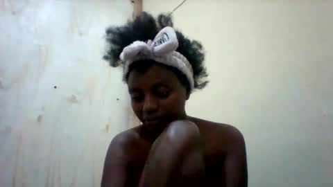 Snapshot of liligal chatting on June 4, 4:51 am liligal online show from June 4, 4:51 am