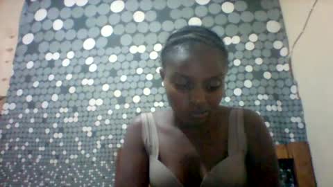 Snapshot of liligal chatting on June 29, 7:36 pm liligal online show from June 29, 7:36 pm