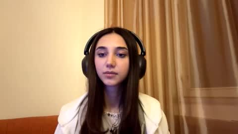 Snapshot of lilihalvorsen chatting on September 28, 11:10 pm Lina online show from September 28, 11:10 pm