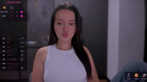 Snapshot of lililaluna chatting on October 15, 6:52 pm ... online show from October 15, 6:52 pm