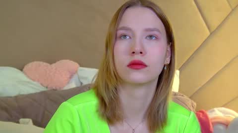 LiliLinn online show from March 7, 5:48 am