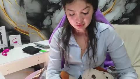 lilimini online show from February 18, 8:16 pm