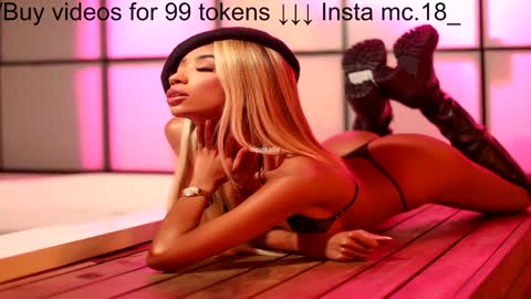 Lili  online show from December 20, 4:53 am