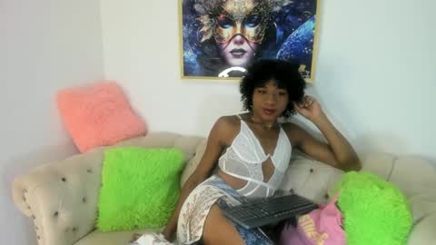 lilit2005_ online show from February 27, 3:59 pm