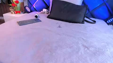 Snapshot of lilit_doll chatting on June 21, 4:09 pm lilit online show from June 21, 4:09 pm