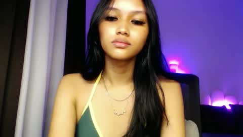 Chloe online show from March 28, 1:27 am