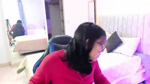 Snapshot of lilith_ayanami chatting on April 20, 12:19 pm lilith online show from April 20, 12:19 pm