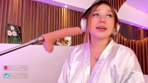 Lilith Gray online show from December 21, 9:55 am