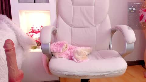 Lilith Gray online show from February 21, 3:45 am