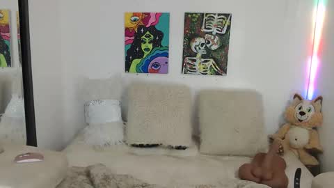 Snapshot of lilith_magenta chatting on April 26, 7:17 am Lilith Magenta online show from April 26, 7:17 am