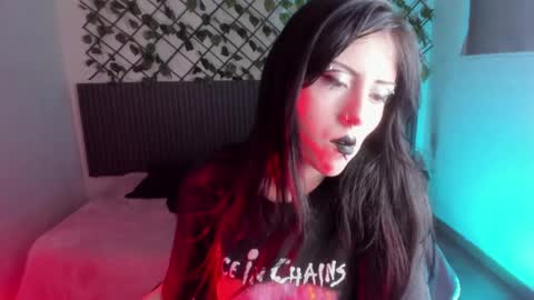 Lilith Patton  online show from April 1, 1:41 pm