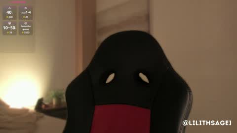 lilith_sage_ online show from September 30, 11:48 am