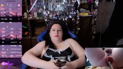 Snapshot of lilith_samedy chatting on February 17, 3:25 am Lilith Shumerian online show from February 17, 3:25 am