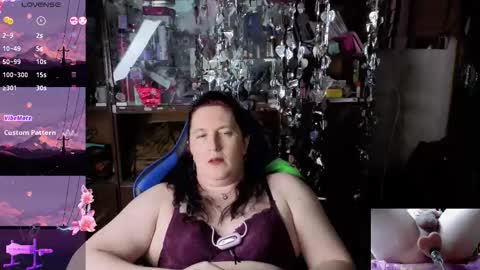 Snapshot of lilith_samedy chatting on February 26, 12:26 pm Lilith Shumerian online show from February 26, 12:26 pm