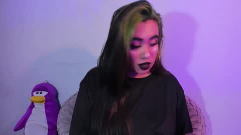 Snapshot of lilith_zenith20 chatting on November 23, 4:23 am Lilith online show from November 23, 4:23 am