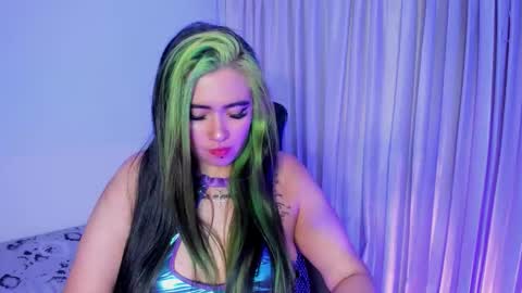 Snapshot of lilith_zenith20 chatting on November 30, 4:49 am Lilith online show from November 30, 4:49 am