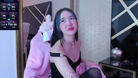 Lilith online show from January 4, 7:44 pm