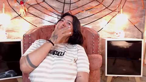 Snapshot of lilithcb_ chatting on October 21, 9:59 pm lilithcb_ online show from October 21, 9:59 pm