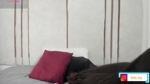 Lilith online show from April 28, 1:37 am