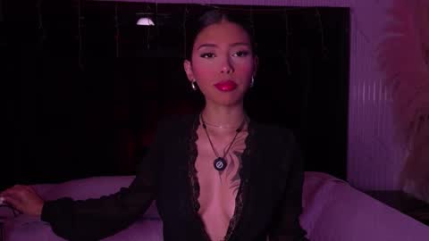 Lilith luxorr online show from January 17, 2:33 pm