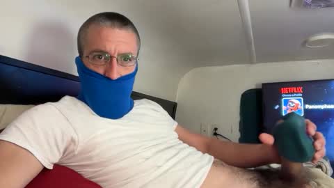 Snapshot of liliths_duck chatting on April 2, 2:09 am liliths_duck online show from April 2, 2:09 am