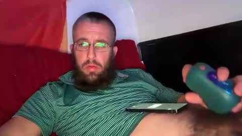 Snapshot of liliths_duck chatting on April 11, 4:50 am liliths_duck online show from April 11, 4:50 am