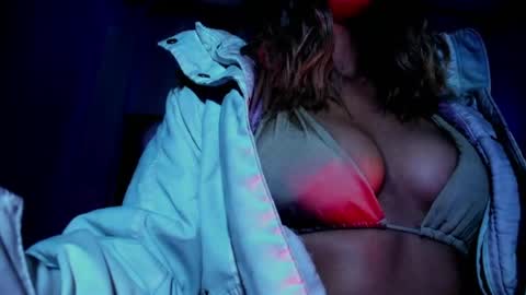 lilithsabeth online show from June 30, 10:00 pm