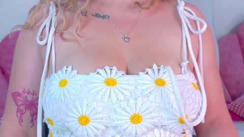 lilithsmith__ online show from February 11, 11:37 am
