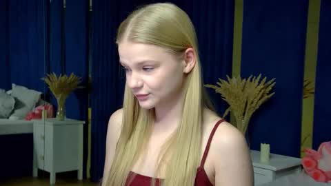 lilitrosen online show from November 30, 5:33 am