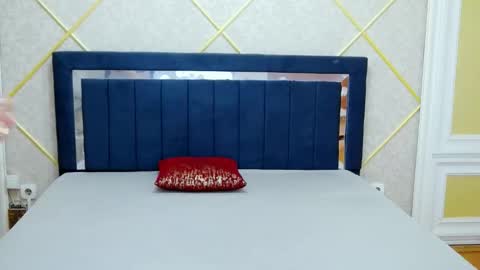 Nina  Asiral online show from December 2, 10:38 pm