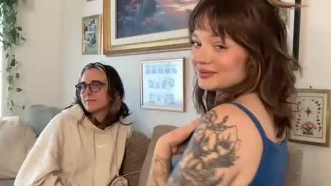 lilldaddysgirl online show from October 25, 8:25 pm