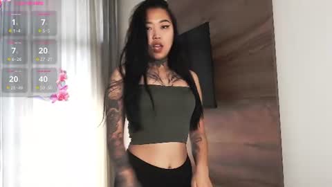 Lill online show from June 17, 4:37 am