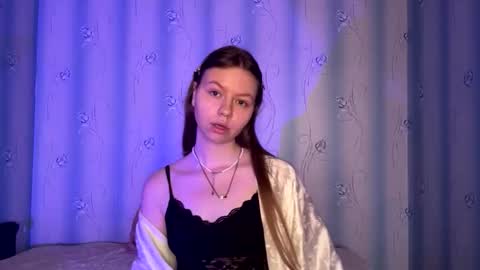 Lillian online show from March 21, 6:07 am