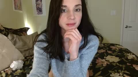 Lillian Rose online show from January 17, 4:39 am