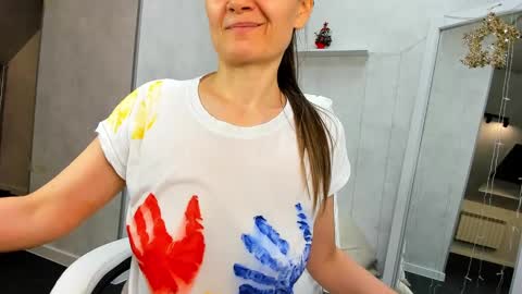 lillian_white1 online show from January 9, 11:03 am