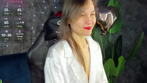 lillian_white1 online show from February 24, 1:03 am
