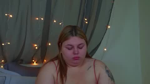 LillianHaig online show from November 29, 7:00 am