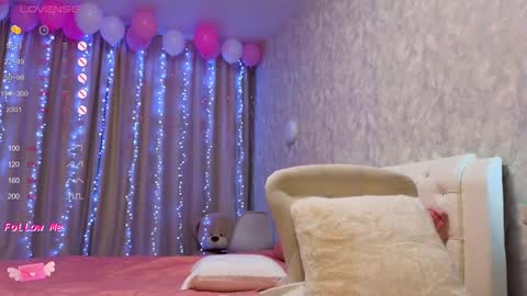 Lara Angel online show from December 15, 3:56 am