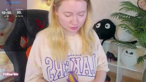 lillie_berry online show from November 23, 5:46 pm