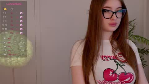 Lilly Colins online show from February 1, 2:56 pm