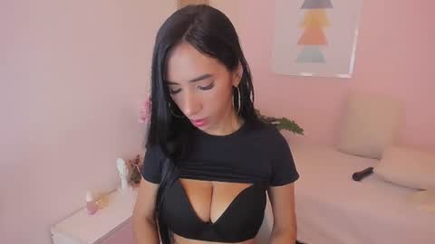 Snapshot of lilly_denson8 chatting on July 29, 3:54 pm Sweety Lilly Love online show from July 29, 3:54 pm