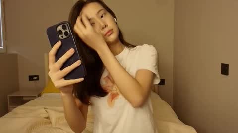 lilly online show from March 17, 3:33 am