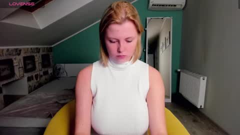 Lilly Depp online show from December 28, 12:26 am