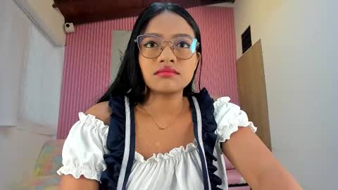 Snapshot of lillyy16 chatting on February 26, 11:09 am lillyy16 online show from February 26, 11:09 am