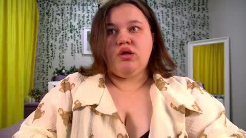 Snapshot of lilolewins chatting on January 6, 6:20 pm LiloLewins online show from January 6, 6:20 pm