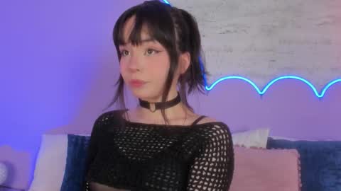 Lilou online show from October 9, 7:56 pm