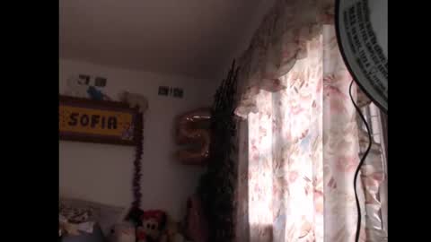 lil palacio online show from December 11, 6:42 pm