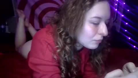 Snapshot of lilpies chatting on January 29, 3:44 am LilPies online show from January 29, 3:44 am